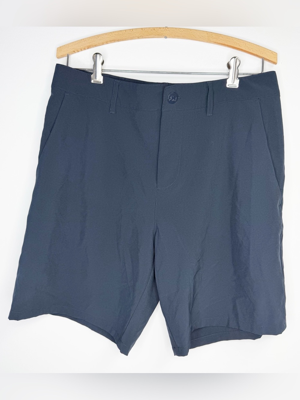 The Normal Brand Men's Navy Performance Shorts Size 32